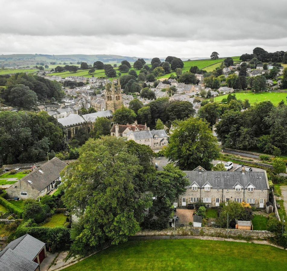 Cathedral View Villa Tideswell Kültér fotó